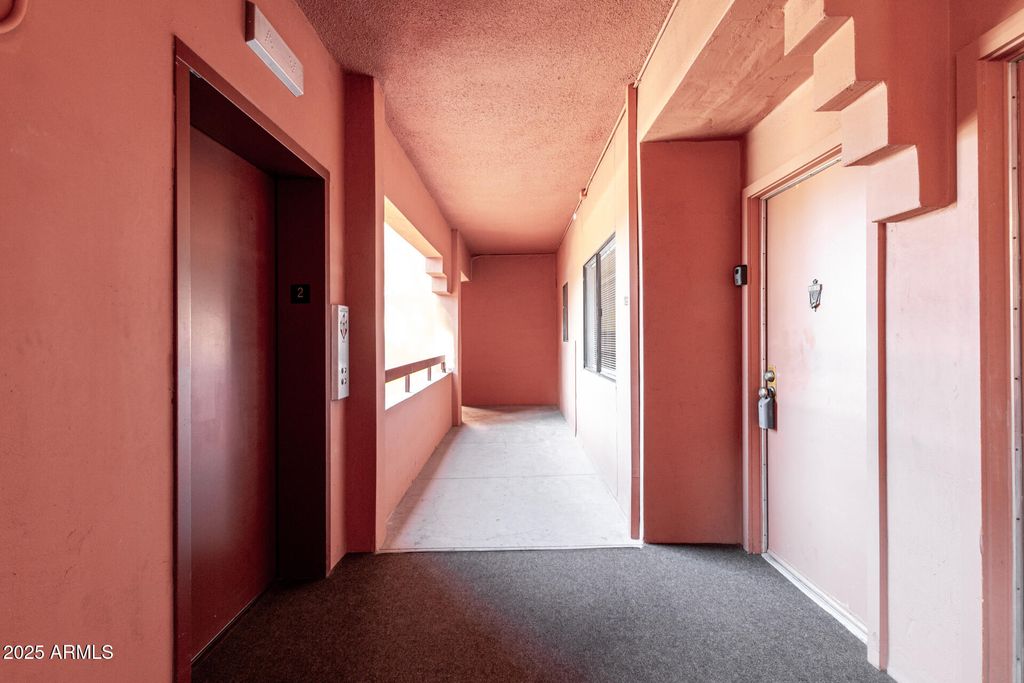 12222 N PARADISE VILLAGE Parkway S 212, Phoenix, AZ 85032