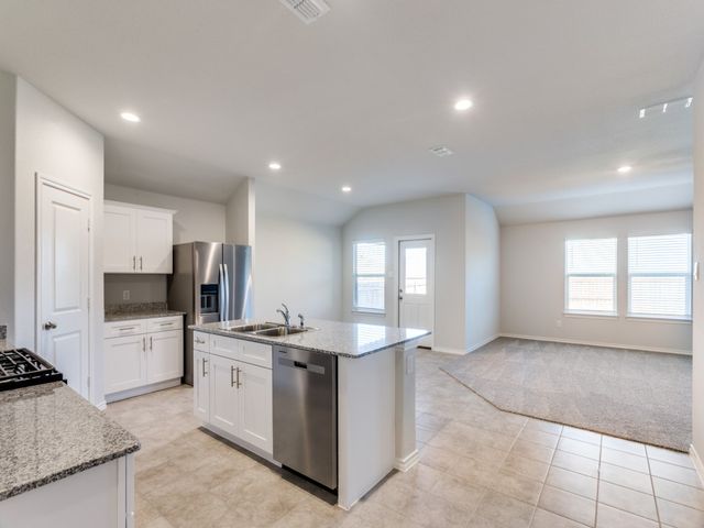 548 Bronze Circle W, Springtown, TX 76082