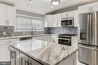 211 MARDALE DR, Somerdale, NJ 08083