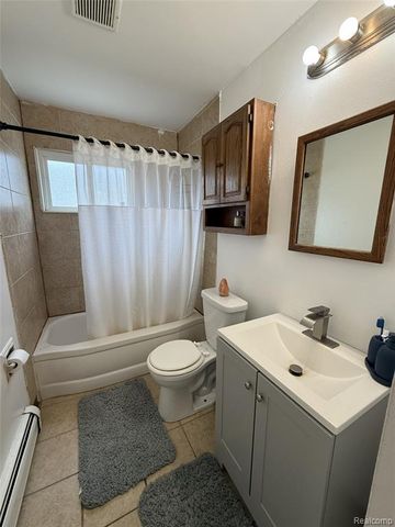 8412 Stephens Road, Warren, MI 48089