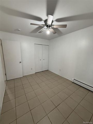 8412 Stephens Road, Warren, MI 48089