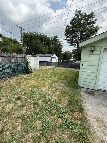 8412 Stephens Road, Warren, MI 48089