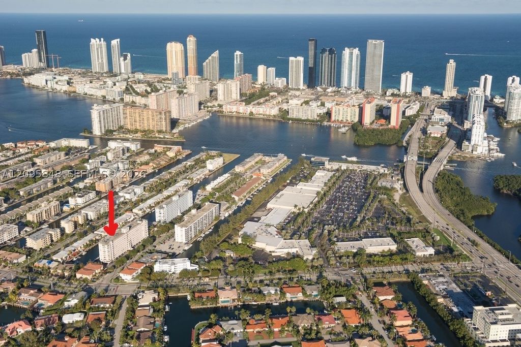 3545 NE 166th St 304, North Miami Beach, FL 33160