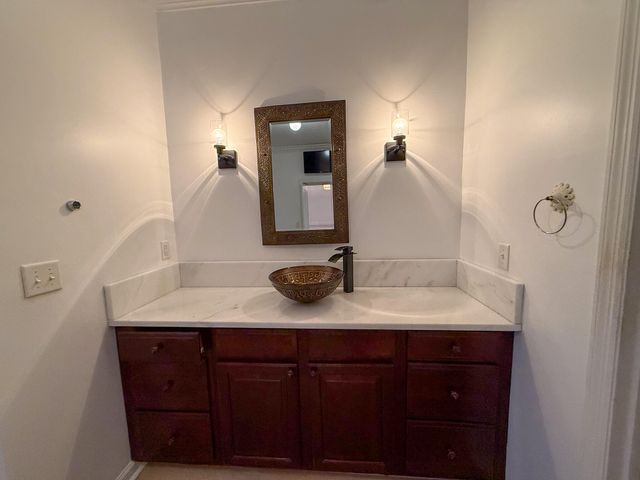 1801 Hixson Pike, Chattanooga, TN 37405