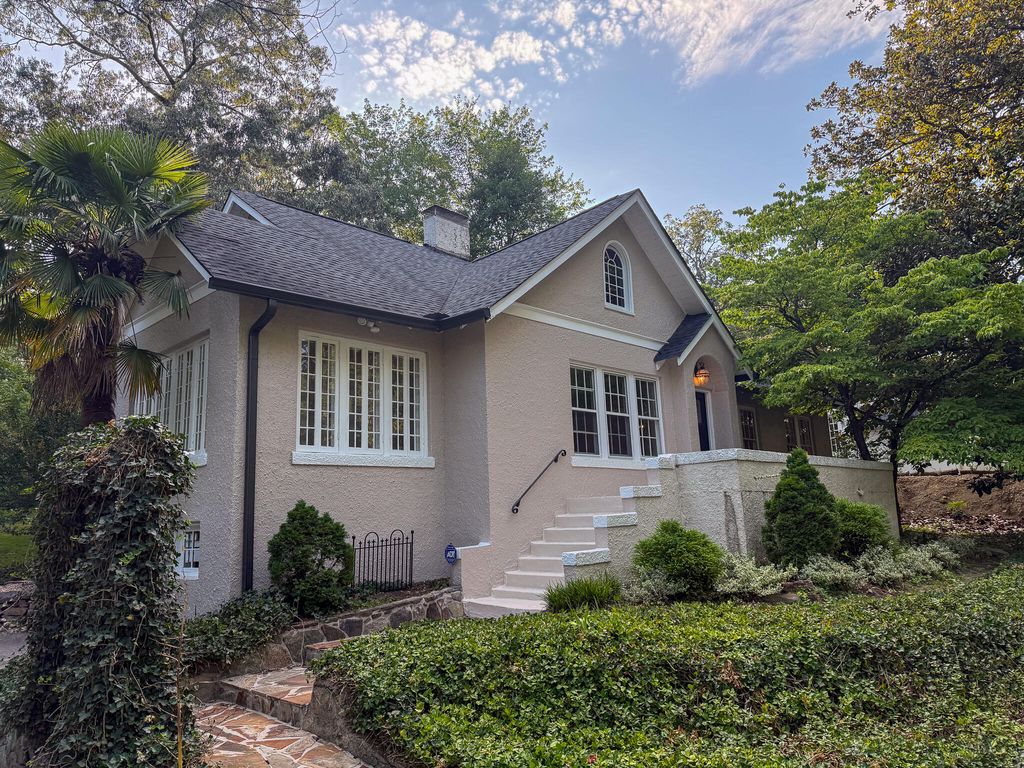 1801 Hixson Pike, Chattanooga, TN 37405