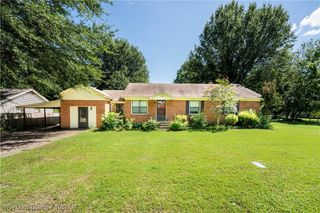 4300 Tilles Avenue, Fort Smith, AR 72903