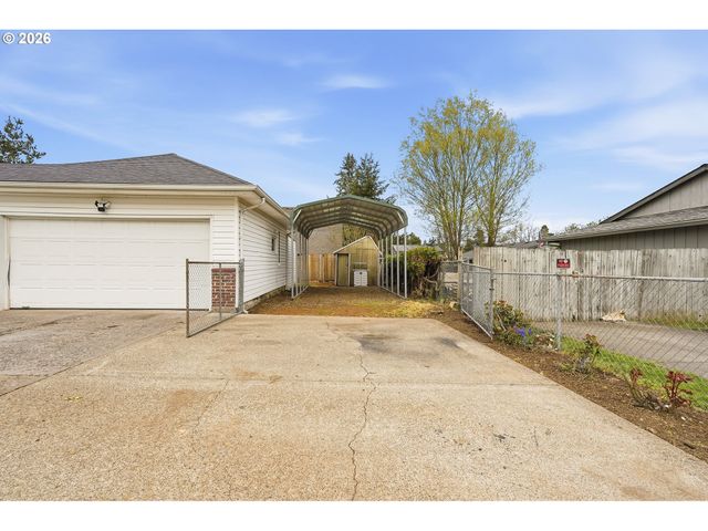 18505 Ne GLISAN St, Portland, OR 97230