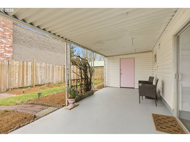 18505 Ne GLISAN St, Portland, OR 97230