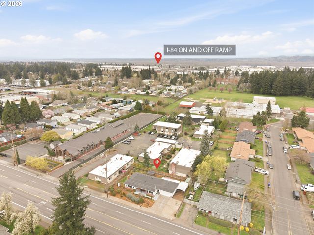 18505 Ne GLISAN St, Portland, OR 97230