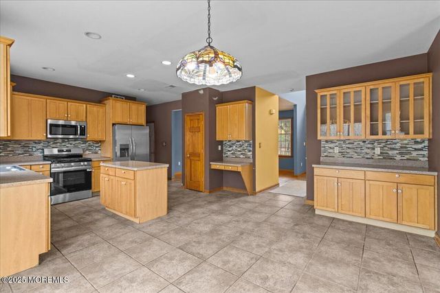 73 Porter Road, Howell, NJ 07731