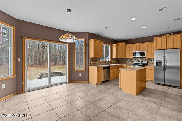 73 Porter Road, Howell, NJ 07731