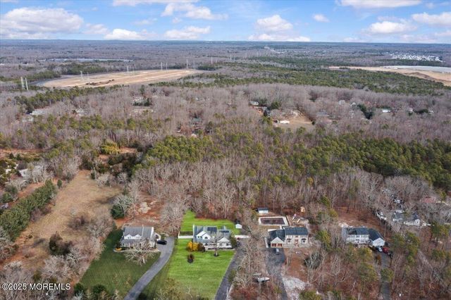 73 Porter Road, Howell, NJ 07731