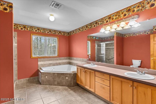 73 Porter Road, Howell, NJ 07731