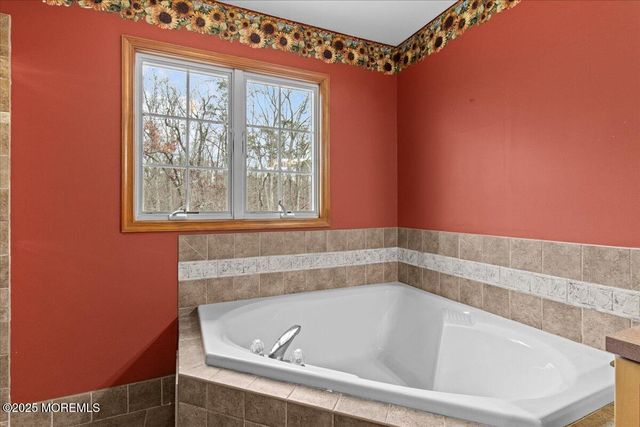 73 Porter Road, Howell, NJ 07731