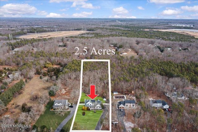 73 Porter Road, Howell, NJ 07731