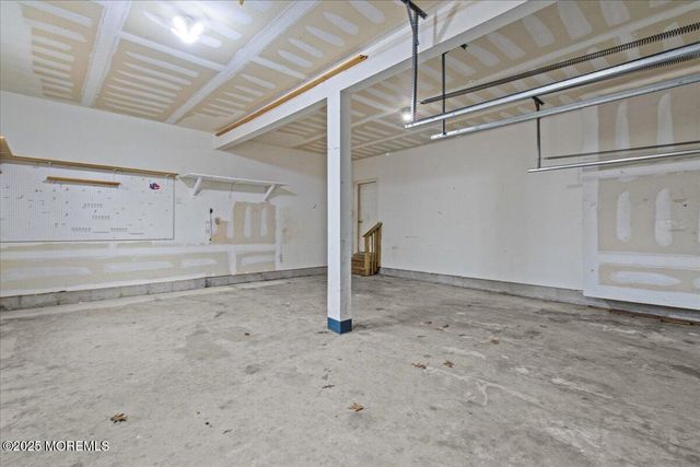 73 Porter Road, Howell, NJ 07731