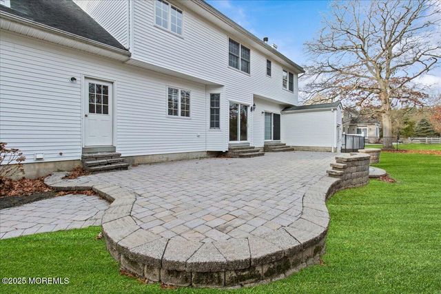 73 Porter Road, Howell, NJ 07731