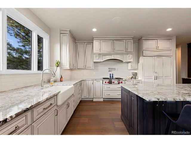 770 International Isle Dr, Castle Rock, CO 80108