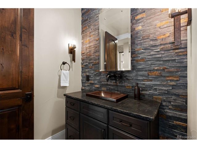 770 International Isle Dr, Castle Rock, CO 80108