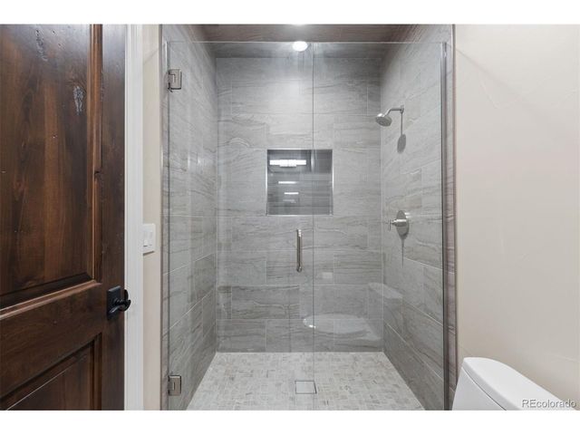 770 International Isle Dr, Castle Rock, CO 80108