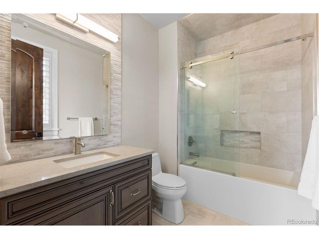 770 International Isle Dr, Castle Rock, CO 80108