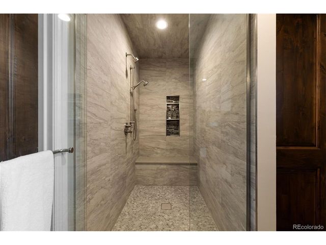 770 International Isle Dr, Castle Rock, CO 80108