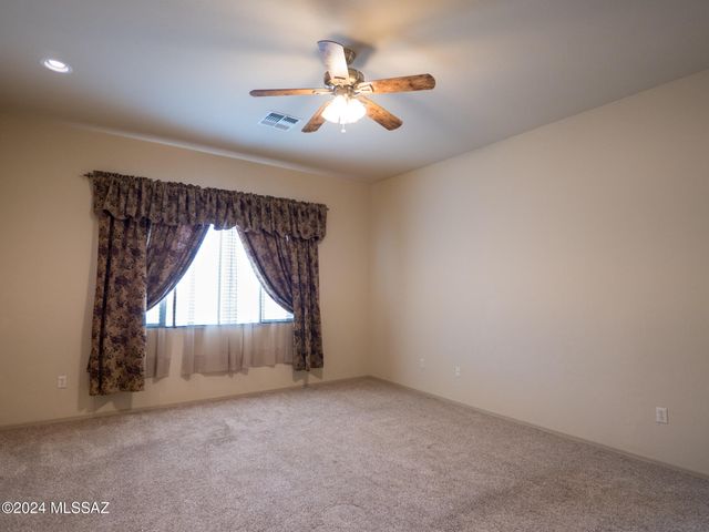 10534 E George Brookbank Place, Tucson, AZ 85747