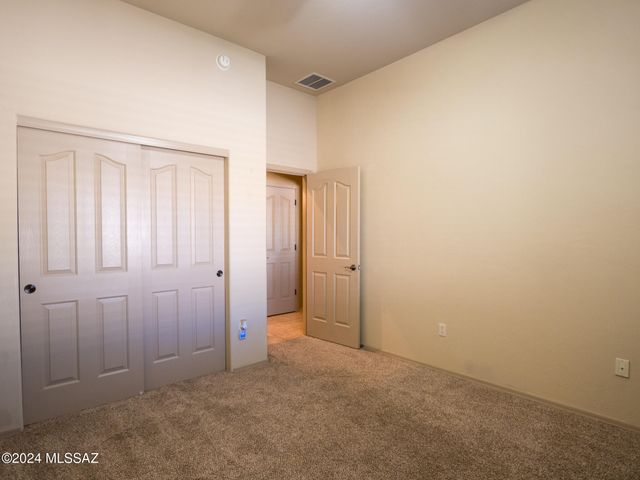 10534 E George Brookbank Place, Tucson, AZ 85747