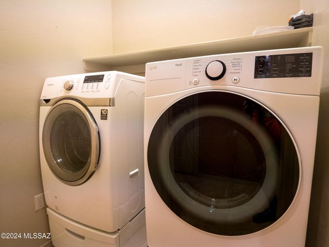 10534 E George Brookbank Place, Tucson, AZ 85747