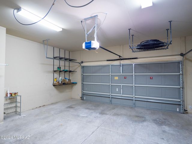 10534 E George Brookbank Place, Tucson, AZ 85747