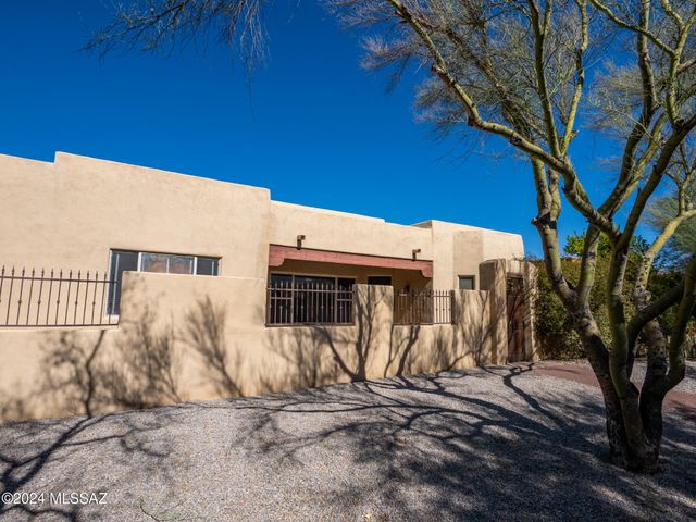 10534 E George Brookbank Place, Tucson, AZ 85747