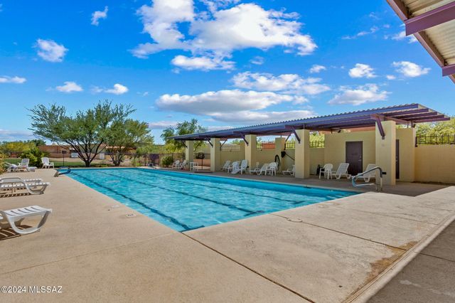 10534 E George Brookbank Place, Tucson, AZ 85747