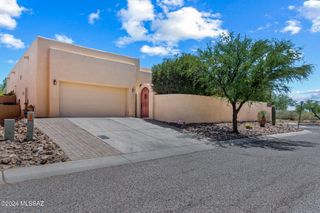 10534 E George Brookbank Place, Tucson, AZ 85747