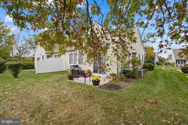 151 MEADOWLARK DR, Hamilton, NJ 08690