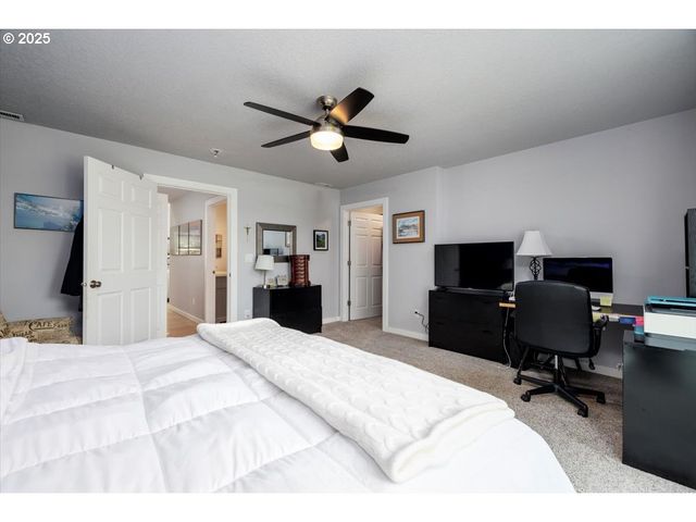 4905 Nw KAHNEETA Ct, Portland, OR 97229