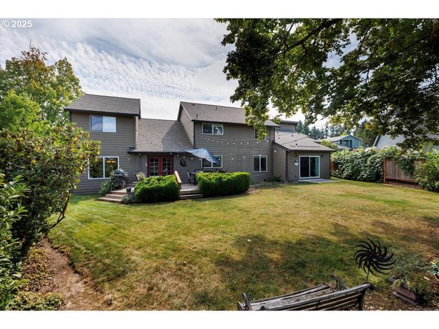 4905 Nw KAHNEETA Ct, Portland, OR 97229