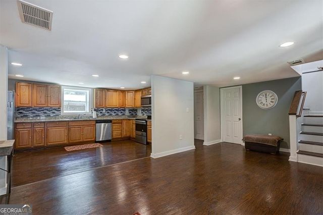 174 Rivertown Road, Fairburn, GA 30213