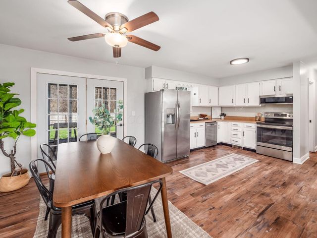 102 Warwood Drive, Granville, OH 43023