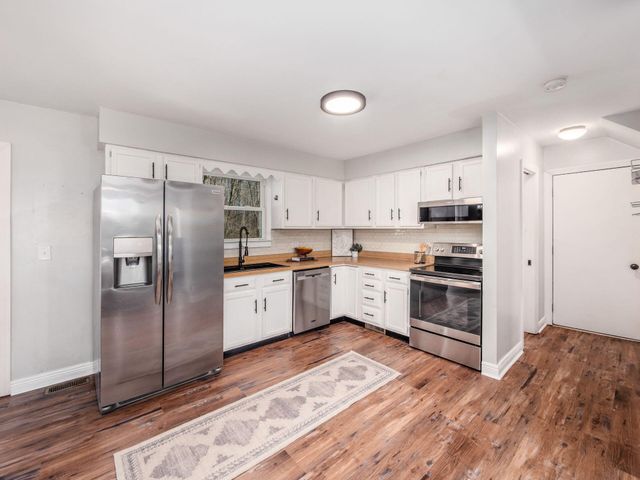 102 Warwood Drive, Granville, OH 43023