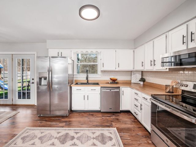 102 Warwood Drive, Granville, OH 43023