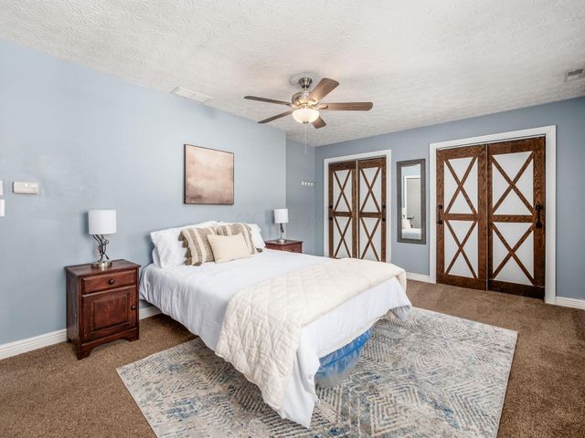 102 Warwood Drive, Granville, OH 43023