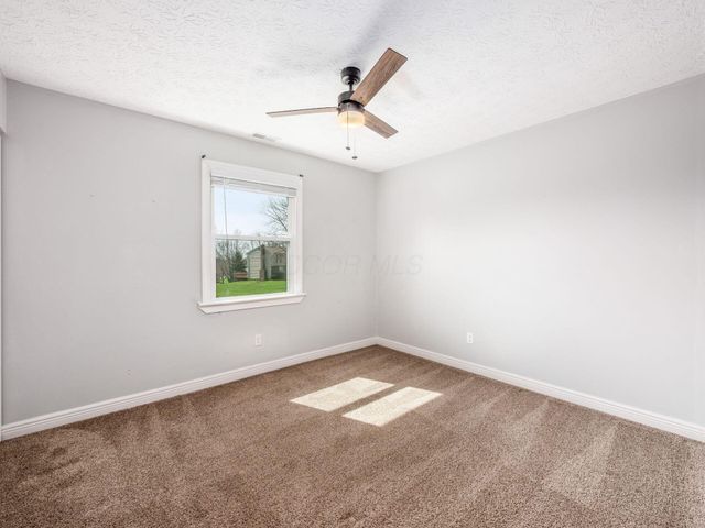 102 Warwood Drive, Granville, OH 43023