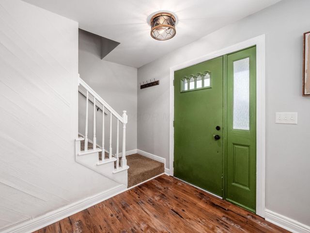 102 Warwood Drive, Granville, OH 43023