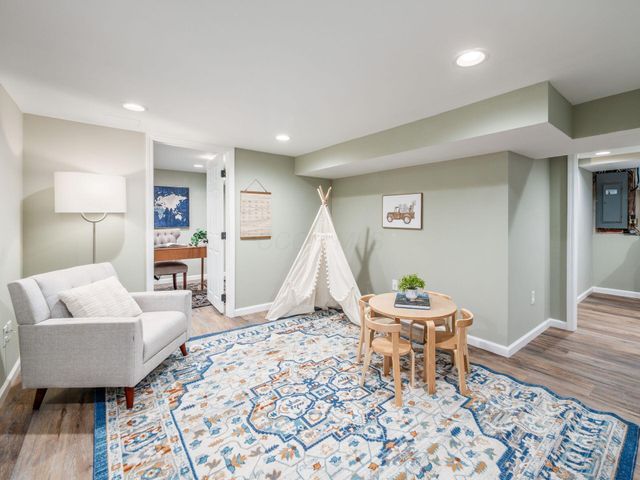 102 Warwood Drive, Granville, OH 43023