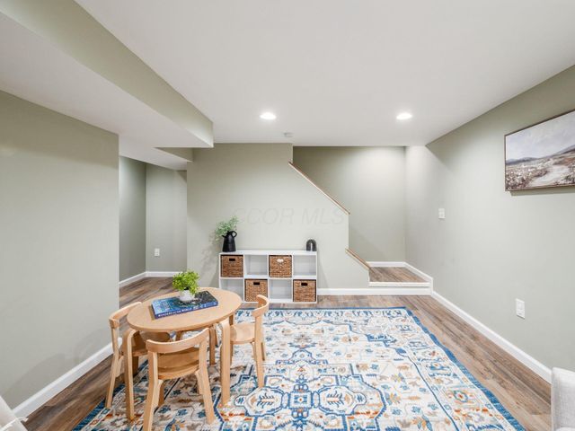 102 Warwood Drive, Granville, OH 43023