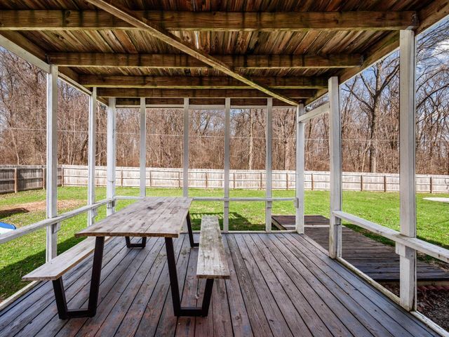 102 Warwood Drive, Granville, OH 43023