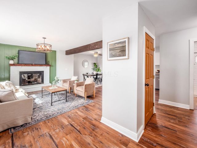 102 Warwood Drive, Granville, OH 43023