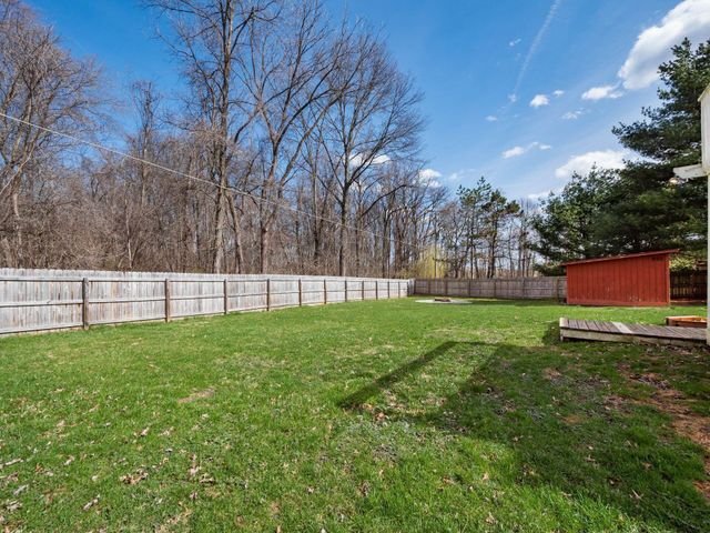 102 Warwood Drive, Granville, OH 43023