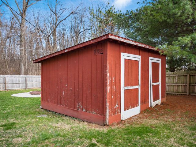 102 Warwood Drive, Granville, OH 43023