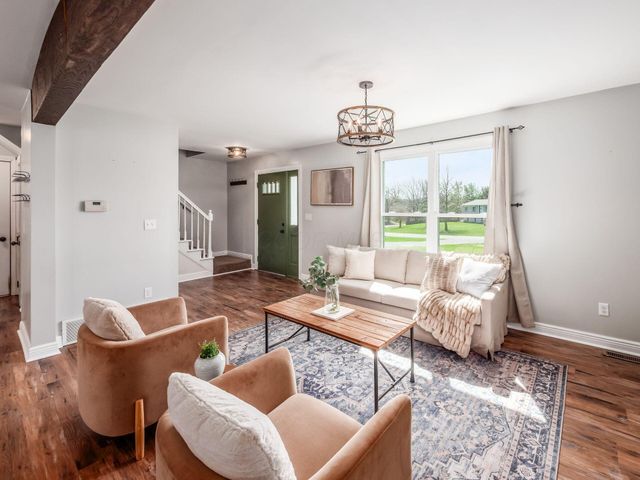 102 Warwood Drive, Granville, OH 43023